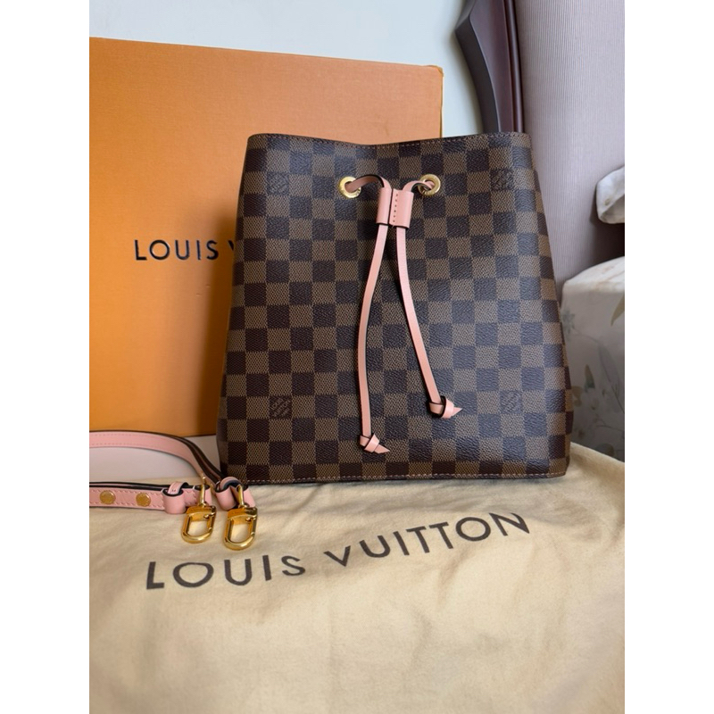 LV Neo Noe Damier Venus 2020 Excellent condition