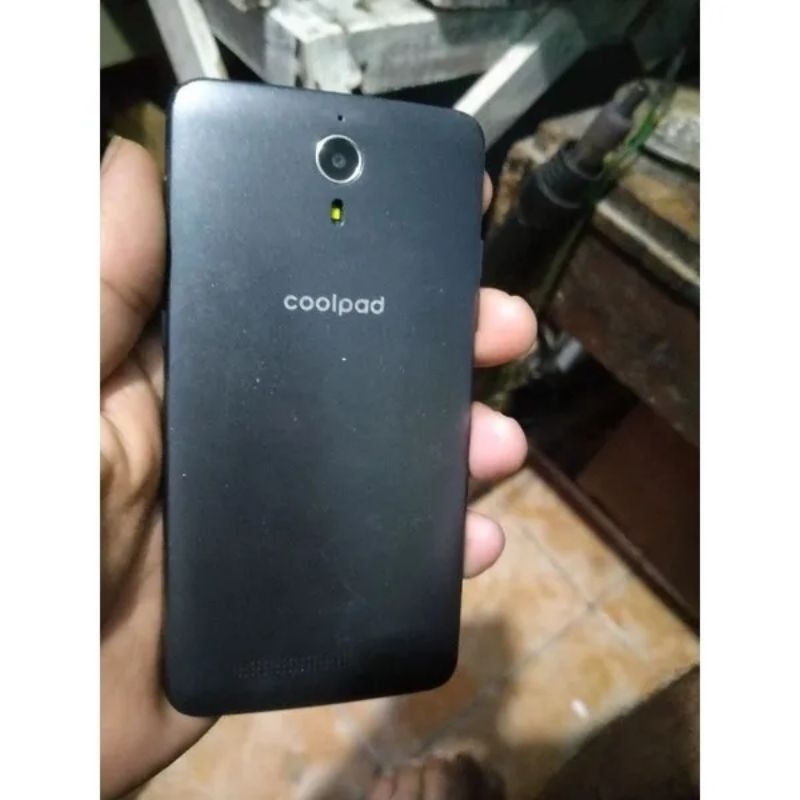 Lcd Tc Hp Coolpad E570 kondisi tc retak tapi sentuh masih OK