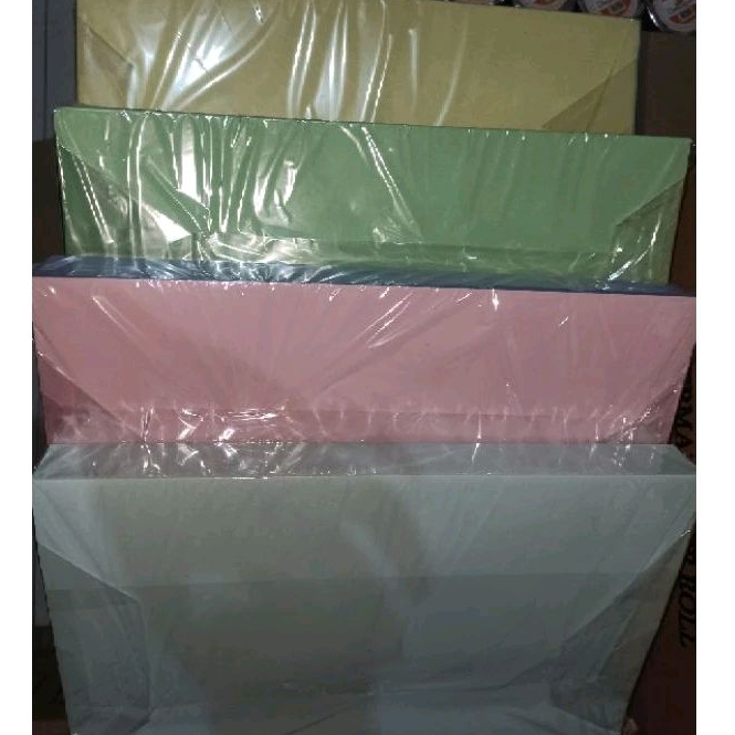 

Kertas NCR/ carbonless paper nonbrand middle sheet F4