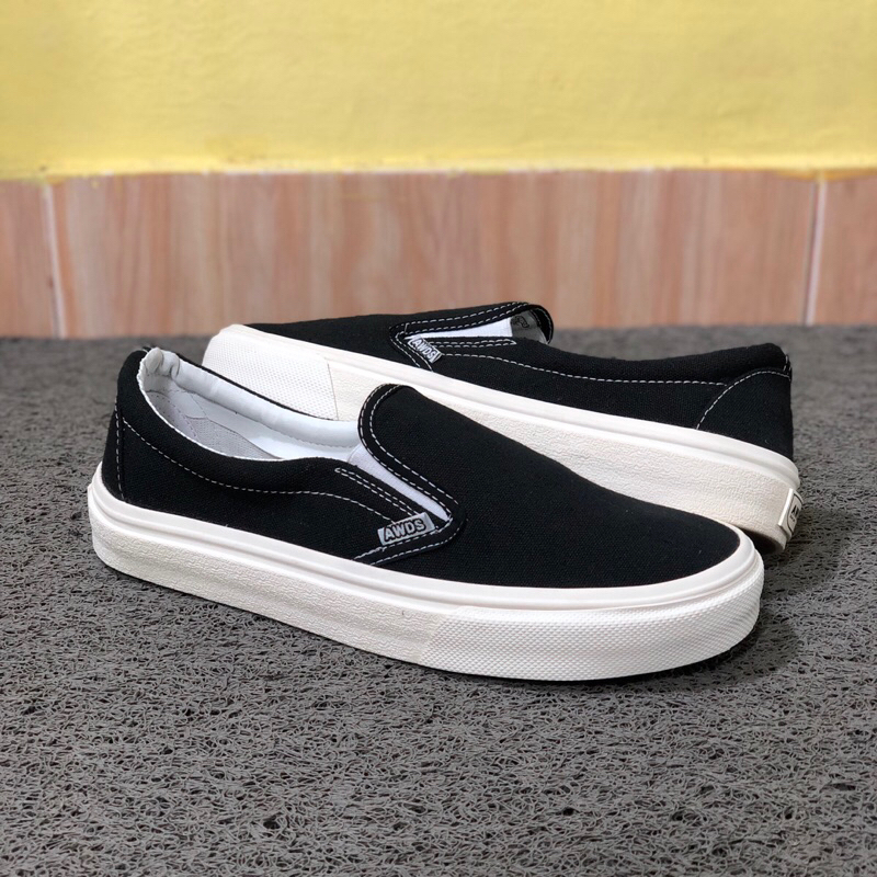 ( LOKAL BRAND ORIGINAL ) Sepatu AWDS  - Slipon Pleasure Black White Sepatu Sneakers Pria Wanita Casu
