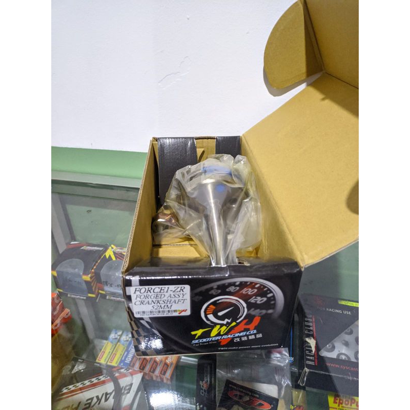 Kruk as TWH F1ZR FIZR 52mm full clutch
TWH RACING