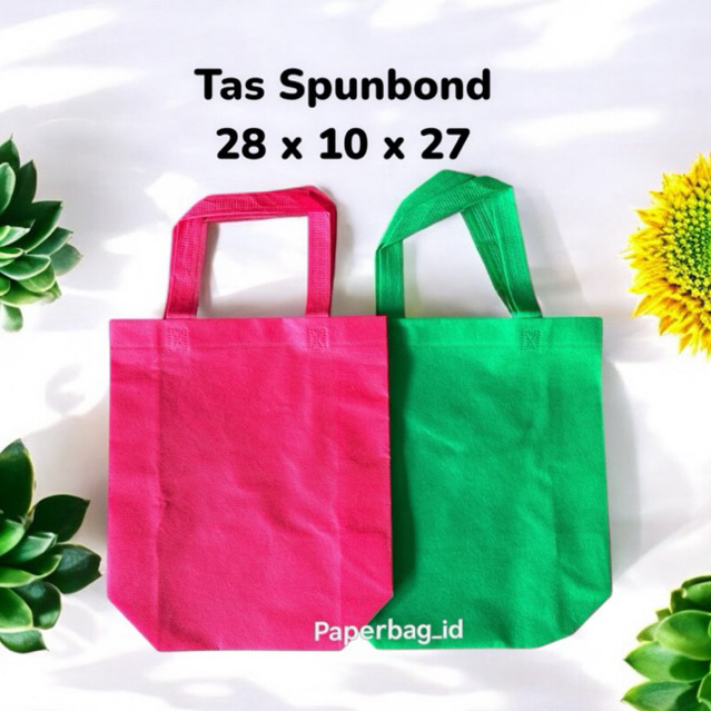 

Tas Spunbond Tebal | Goodie bag | Tas Kain ukuran 28 x 10 x 27