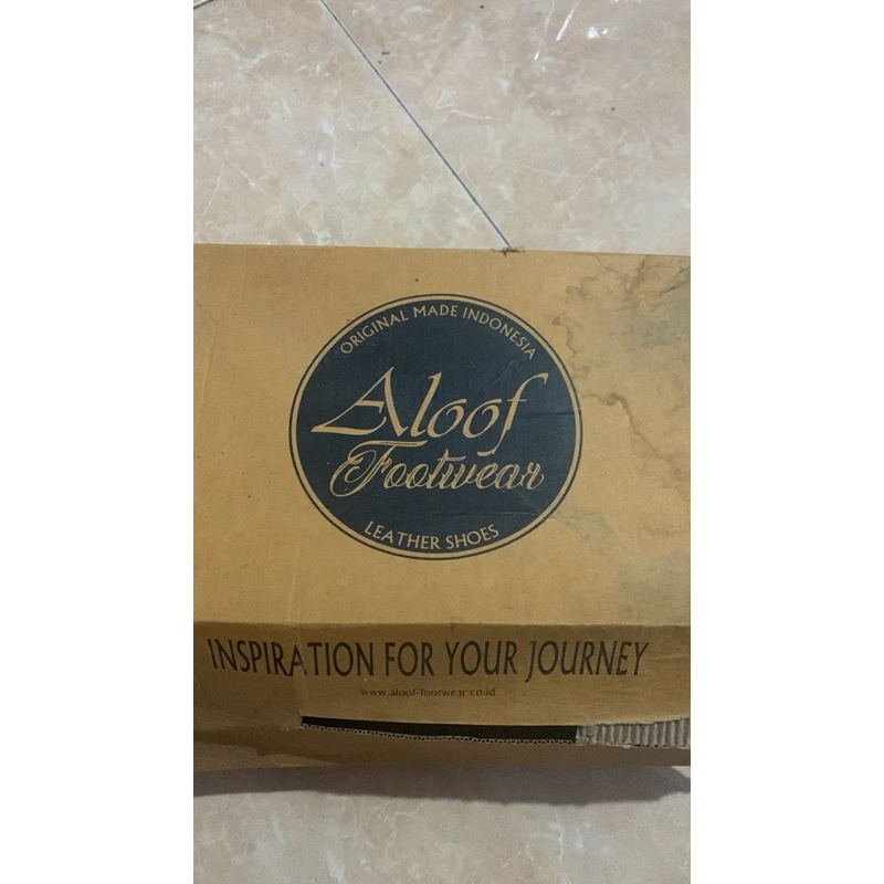 Sepatu ALOOF made in indonesia