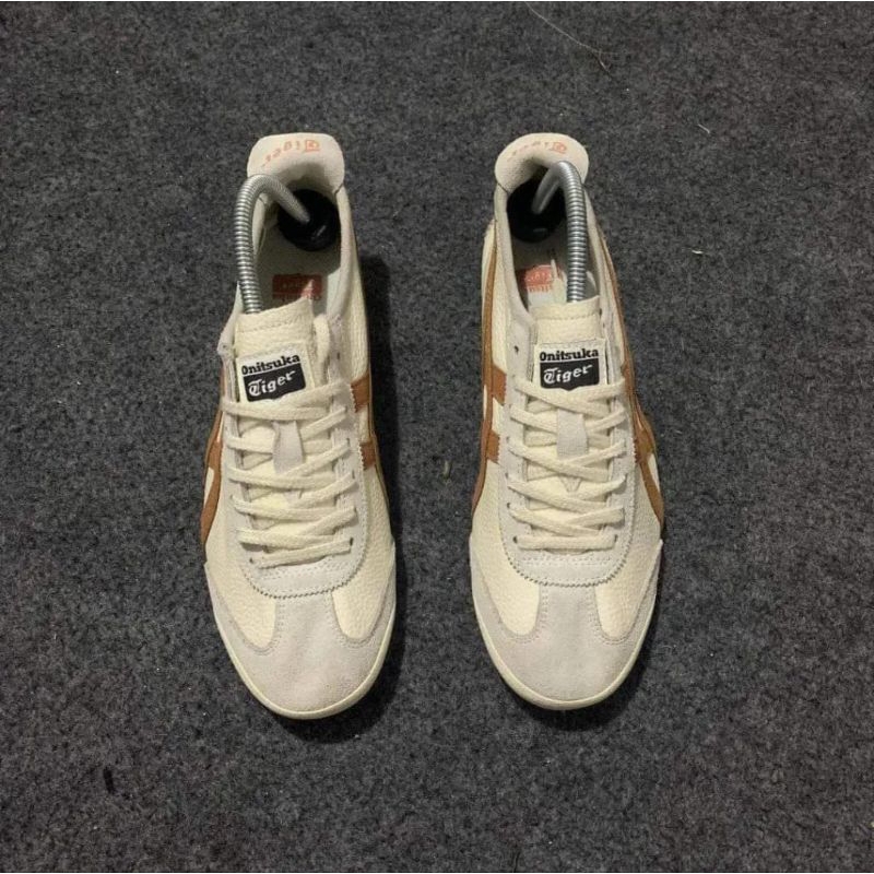 Sepatu Onitsuka Eiger Ori