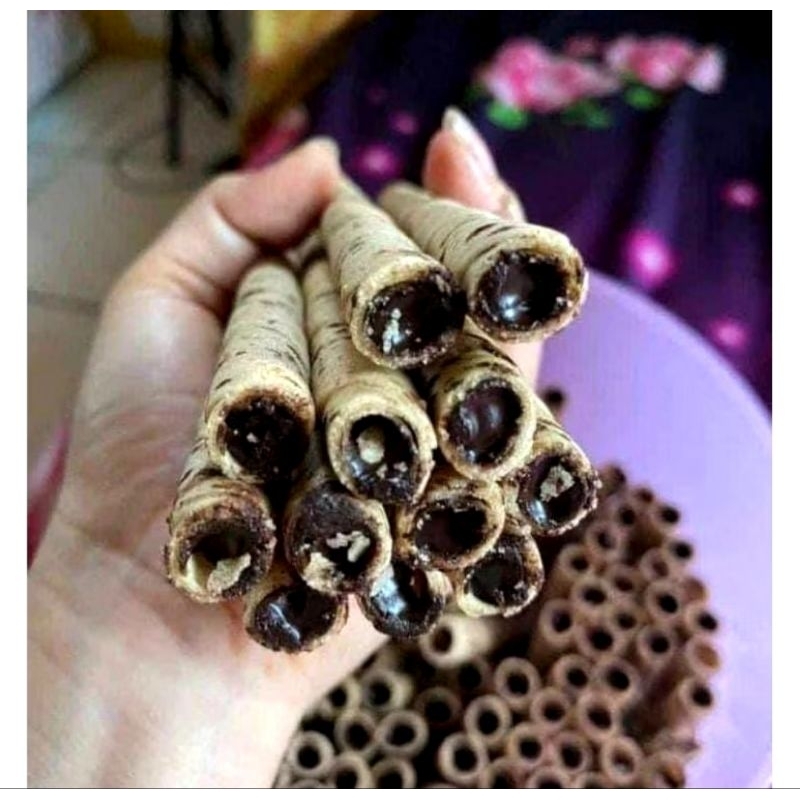 

ASTOR Coklat ravelo Kacang Mede WAFER Roll ISian LUMER Full