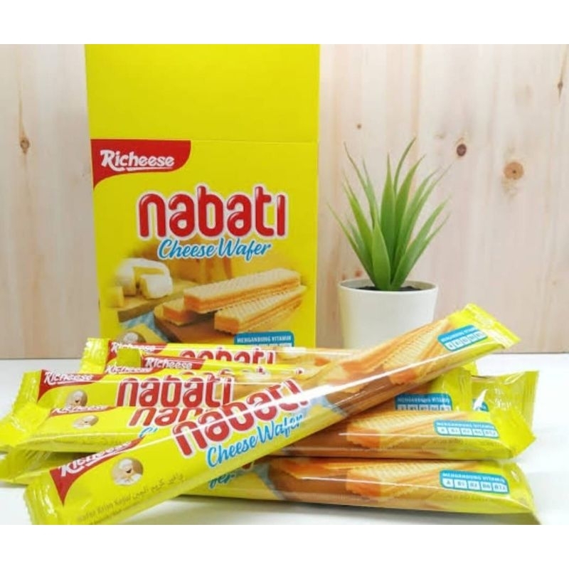 

Wafer Nabati Box Keju / Cokelat isi 24pcs