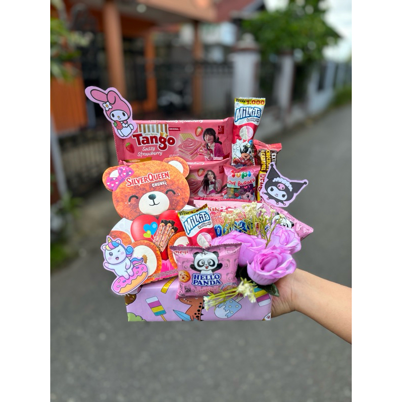 

HADIAH VALENTINE / COKLAT VALENTINE / SNACK VALENTINE