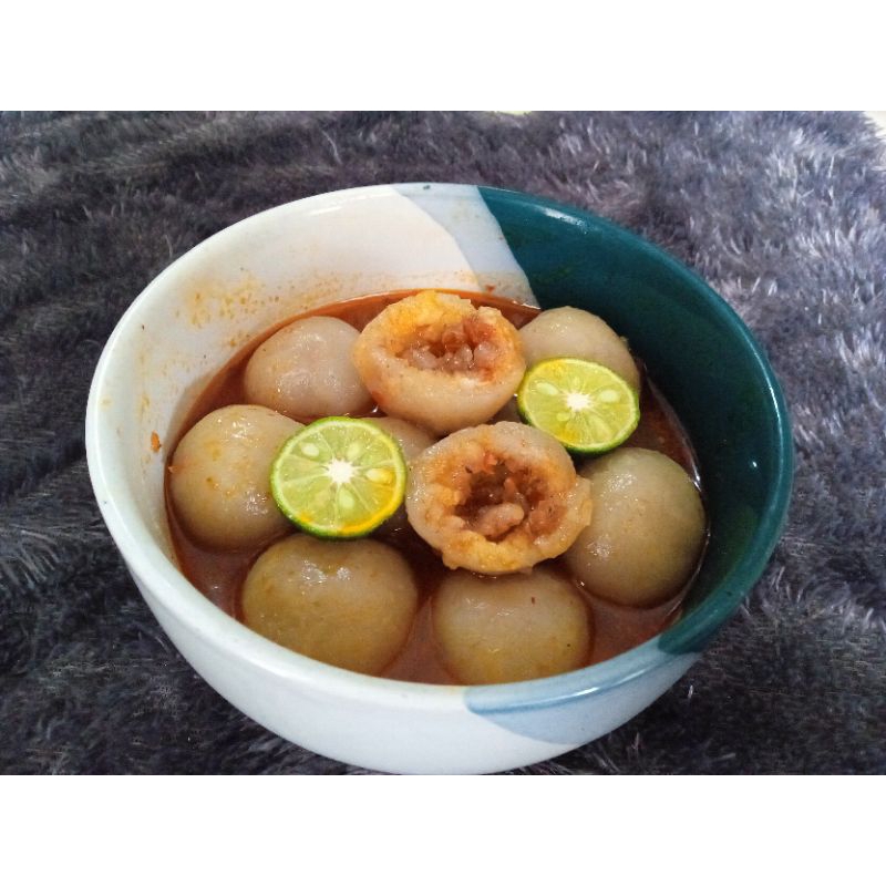 

Cilok Jando/ Baso Aci/ Baci/ Bakso/ Jajanan Viral/ Jajanan Lada/ Pedas