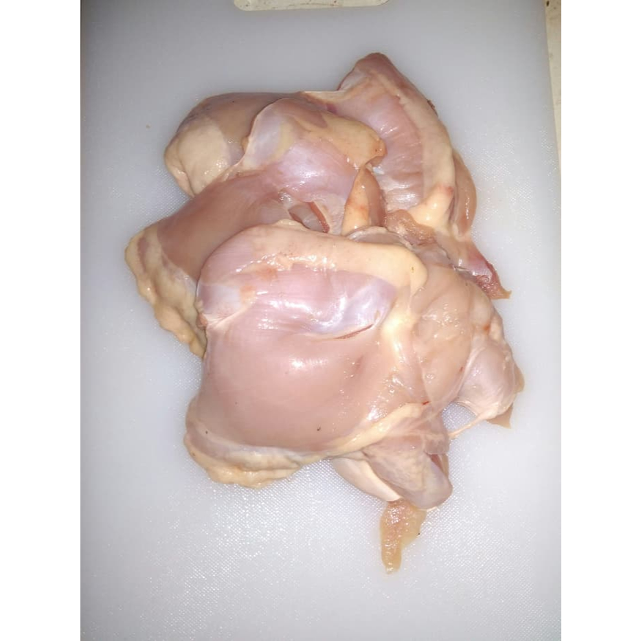 

BONELESS DADA FILET AYAM FROZEN & FRESH [ ORDER 2-kg ]