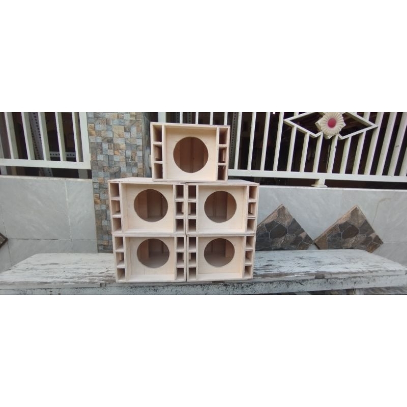 Box speaker SPL miniatur 6 inch