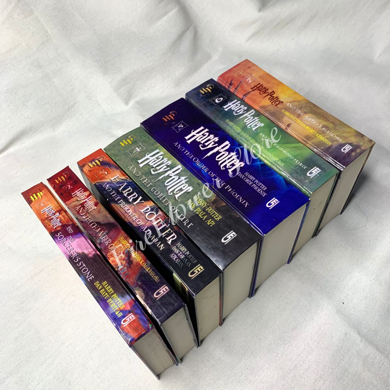 NOVEL HARRY POTTER EDISI HARD COVER - J.K. ROWLING