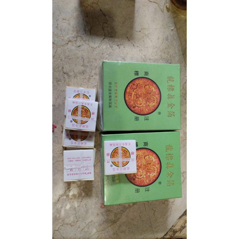 

Kimpo Edible Gold Leaf 24k 100 lembar kadar emas 98%