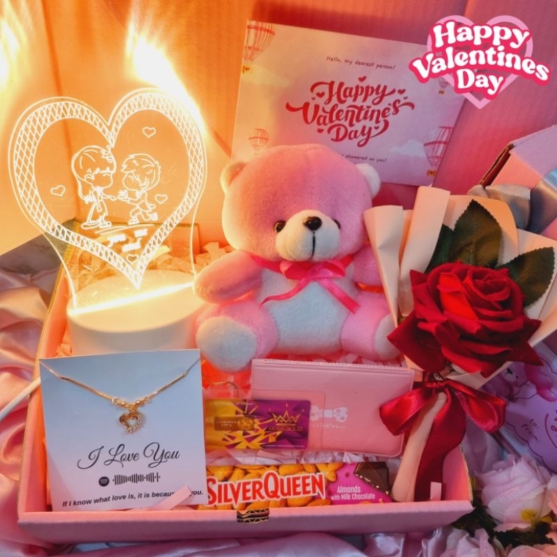 

Hampers Valentine Hadiah Cewek / Kado Anniversary Pacar / Giftbox Buket Bunga Boneka Teddy