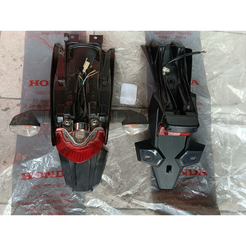 Spakbor belakang ori crf 150 l slebor belakang ori crf 150 l original copotan
