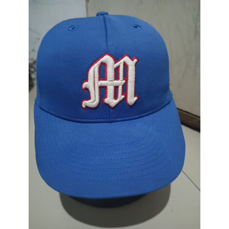 topi logo M