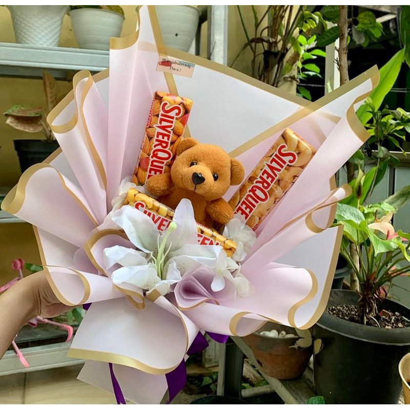 

BUKET COKLAT SILVERQUEEN + BONEKA, MURAH‼️ CUMA DISINI❗️