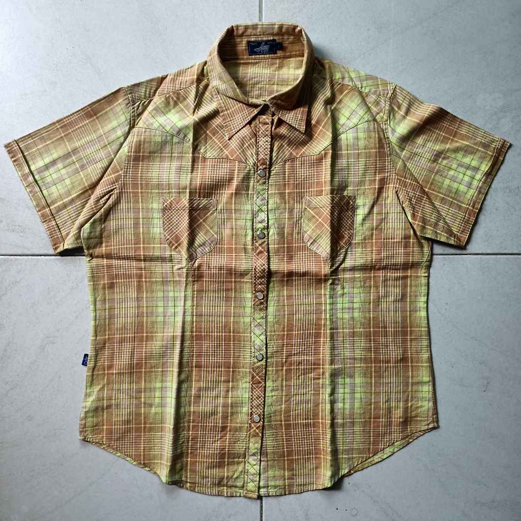 Kemeja LEA Kotak Kotak Semi Crop Lengan Pendek Wanita Second Original