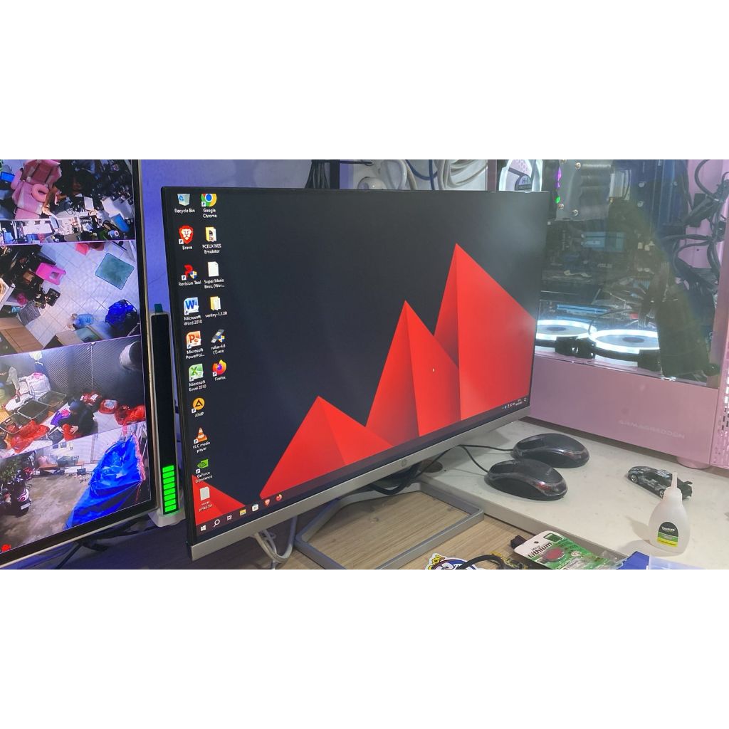 Monitor Komputer dan cctv HP m22f Like New all normal