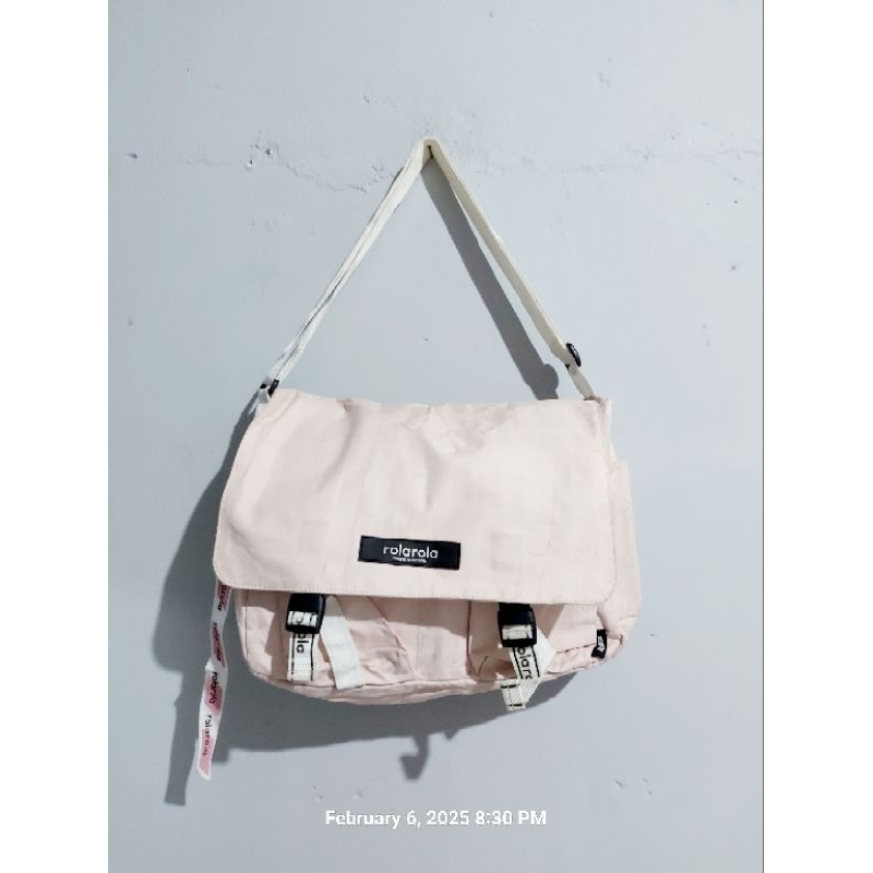 Preloved Messenger bag Rolarola by Shopen