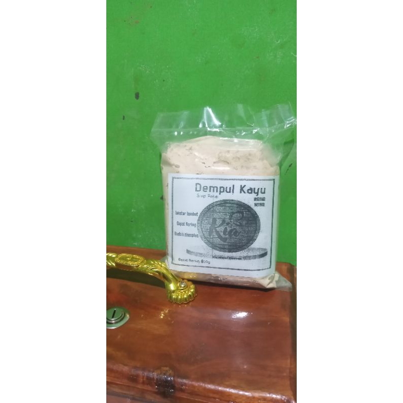 DEMPUL KAYU SIAP PAKAI 800gram UNTUK SEMUA JENIS KAYU
