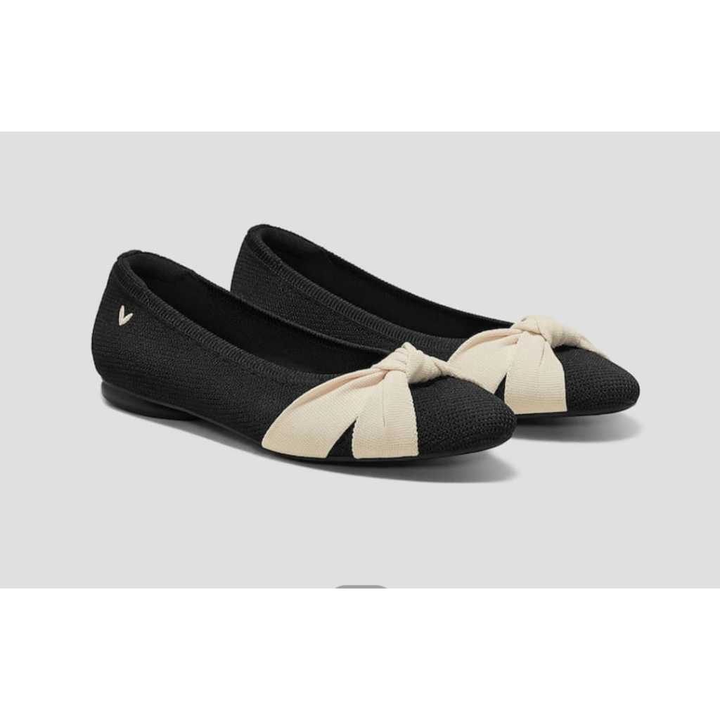 Vivaia Almond-Toe Knotted Flats (Bibi)// Vivaia original// Jastip Vivaia Original Malaysia