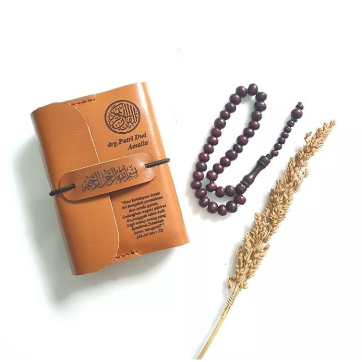 

AlQuran Cover Kulit Ukuran A7 (Al Qur'an saku 8x10 cm)