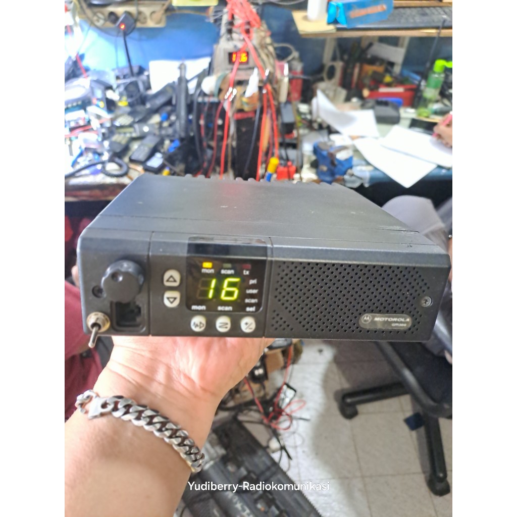 Rig Motorola GM300 Vhf 16 CH Motorola GM 300 VHF Istimewa Normal TX dan RX Vhf 148 sd 170 Mhz Power 