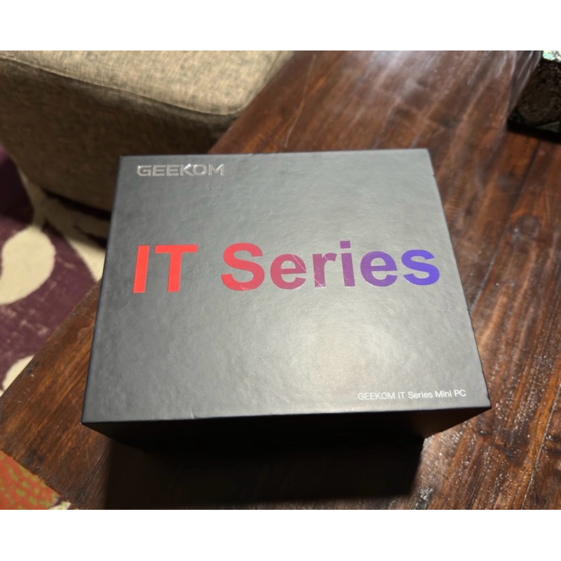 Geekom Mini PC IT12 Intel I7 (Kondisi Baru Hanya dibuka segel saja)