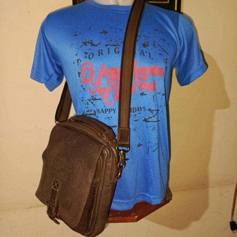 TAS SLEMPANG PRIA KULIT ASLI PRELOVED BRANDED "LEVI'S ORIGINAL