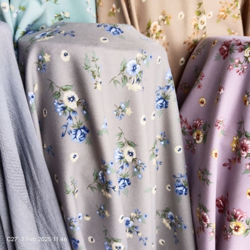 HARGA/0,5 M | KAIN SHAKILA MOTIF - KAIN SHAKILA PREMIUM - BAHAN SHAKILA METERAN  BAHAN SHAKILA TWILL