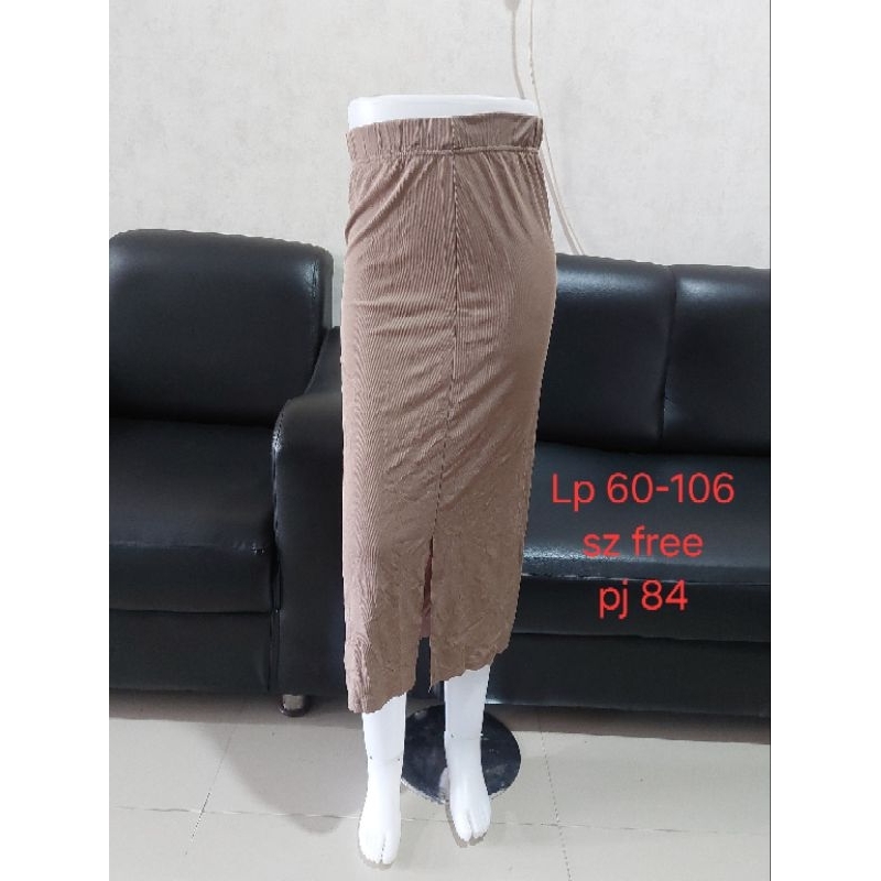Dding ddong midi skirt rok midi warna coklat moca pinggang karet