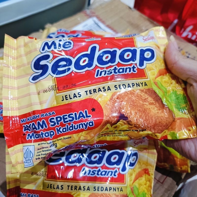 

Mie Sedaap kuah rasa Ayam Spesial