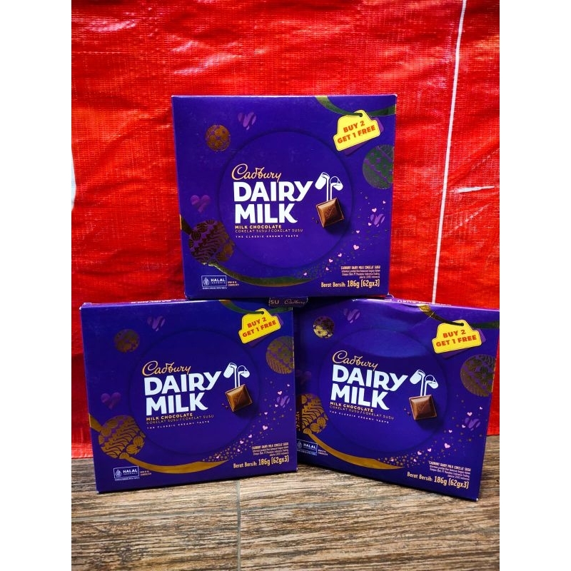 

Cadbury Dairy Milk box gift pack isi 3pcs 186gram (62gram x 3)