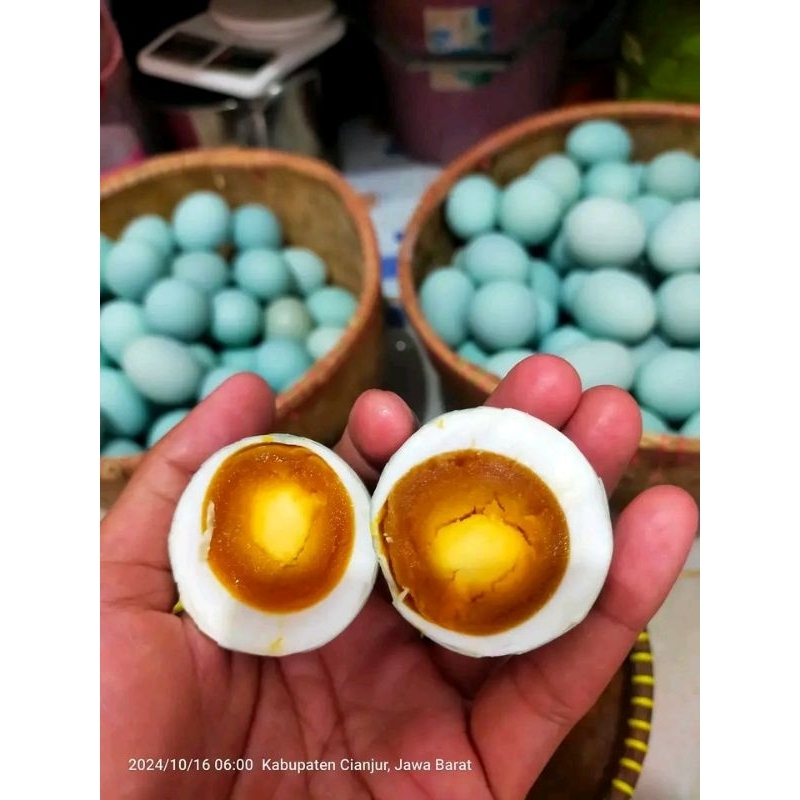 

Telur Asin Masir Dan Berminyak Isi 10 Butir Ukuran Sedang Sudah Matang/Mateng Gratis Ongkir Bisa COD