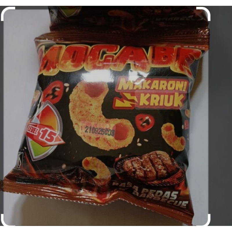 

Mocabe snack macaroni pedas 1 renceng isi 12