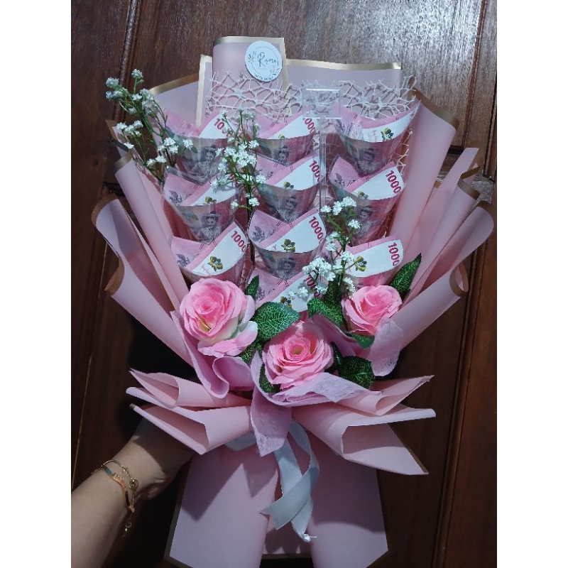 

buket Kado/wisuda/anniversary/wedding/valentine uang 10lembar