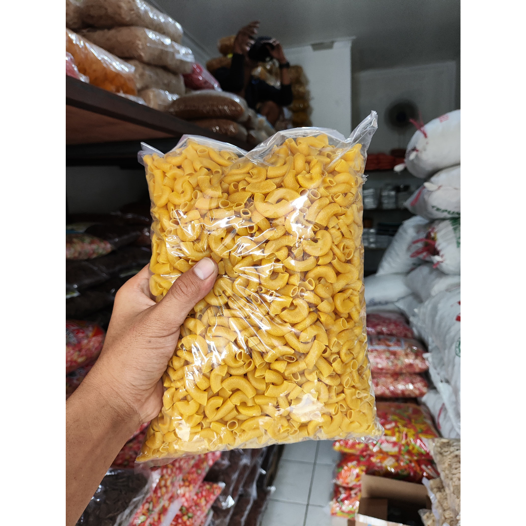 

KERUPUK MAKARONI - GROSIR KERUPUK MURAH - KERUPUK MENTAH - KERUPUK SEBLAK