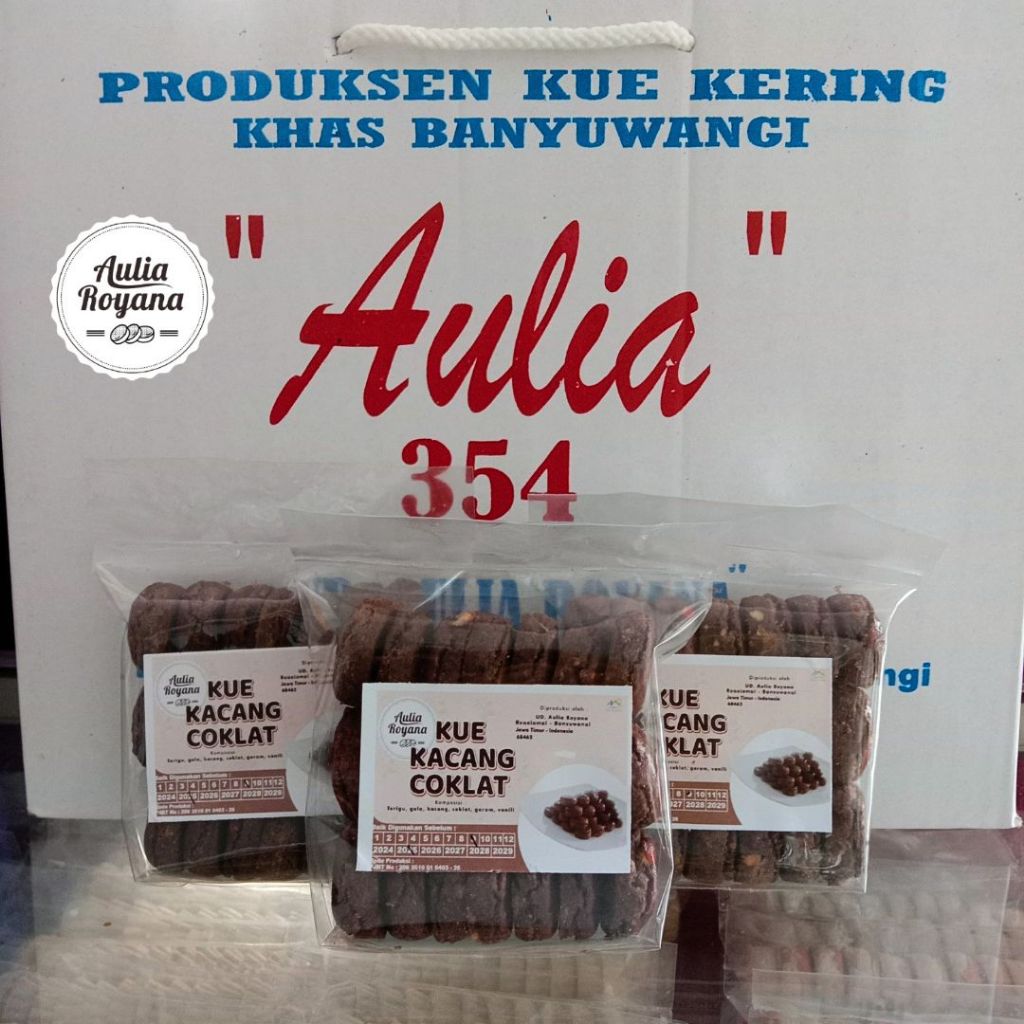 

Kue Kacang Coklat Kemasan 120g (isi 21 biji) By Aulia Royana Khas Banyuwangi