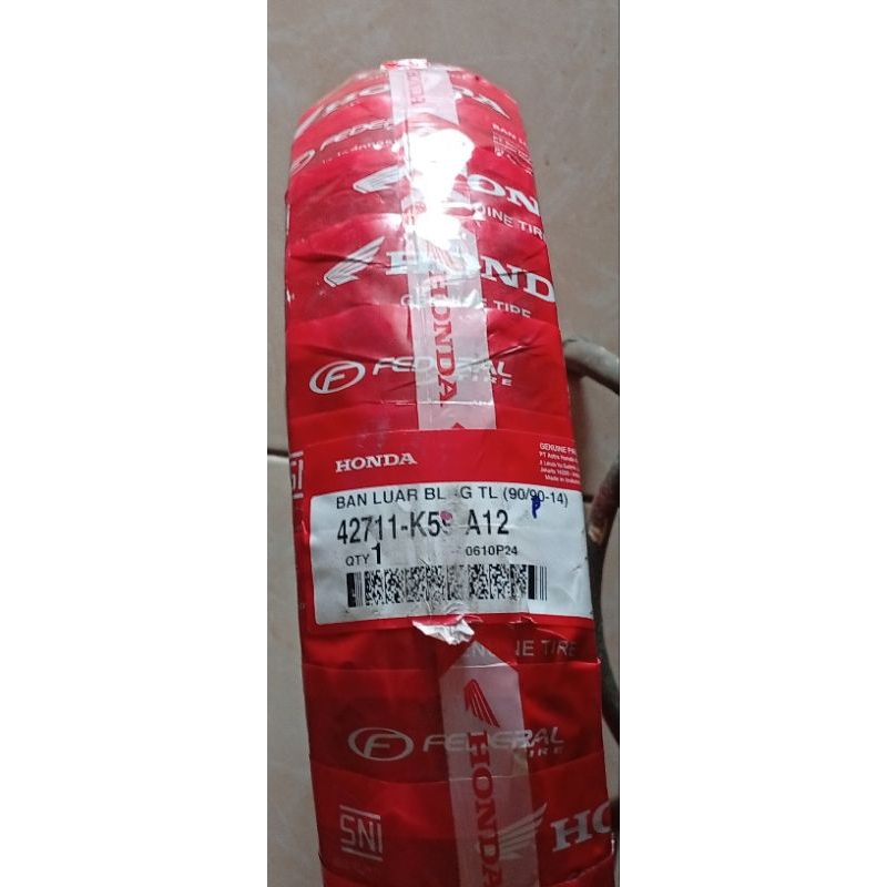 BAN FEDERAL BELAKANG MATIC 90/90-14 TUBLESS