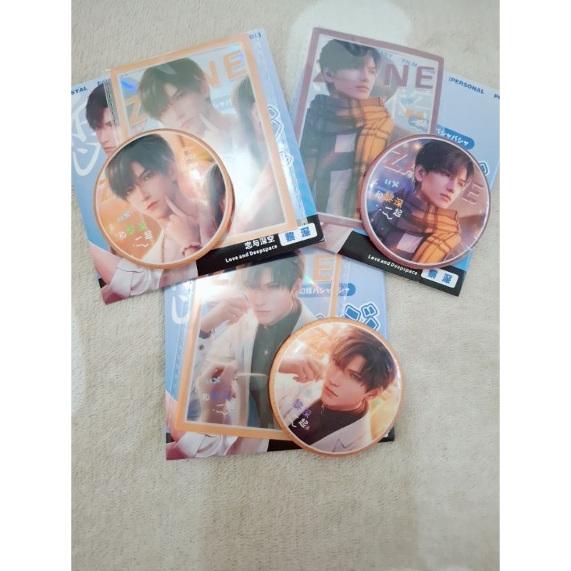 (Ready)Love and Deepspace Badge Pin Zayne(Selected)