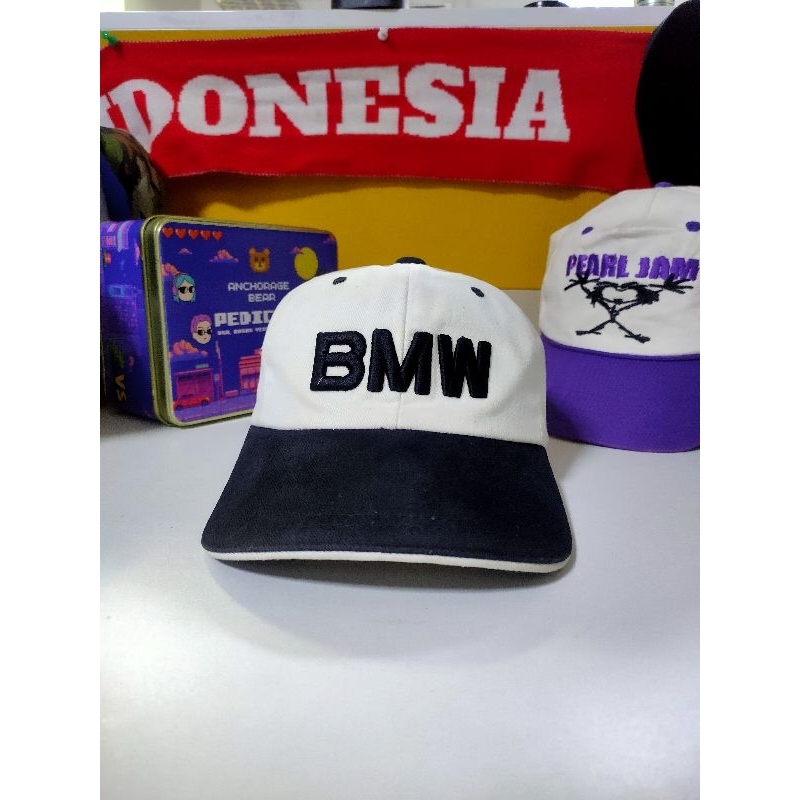 Topi Two Tone BMW