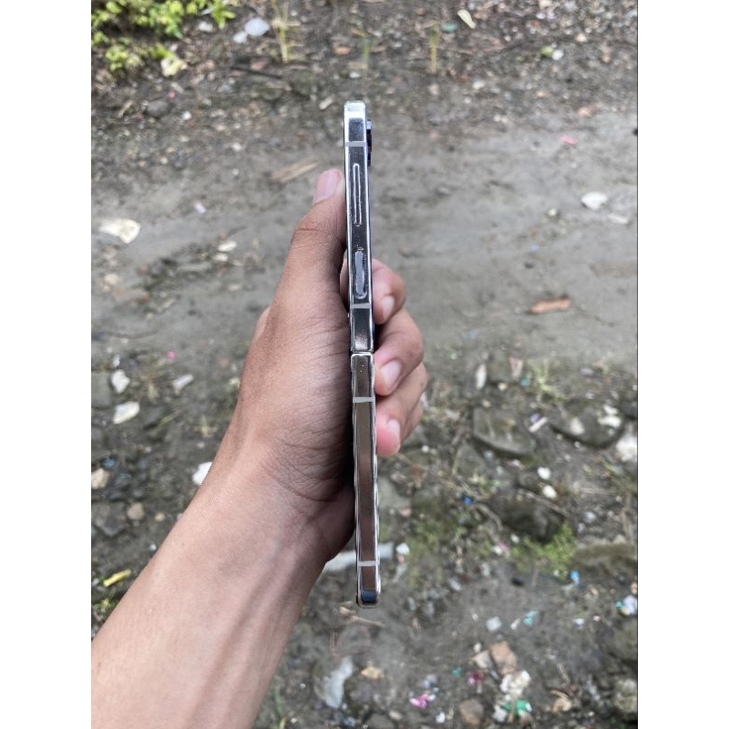 Samsung Z Flip 5
