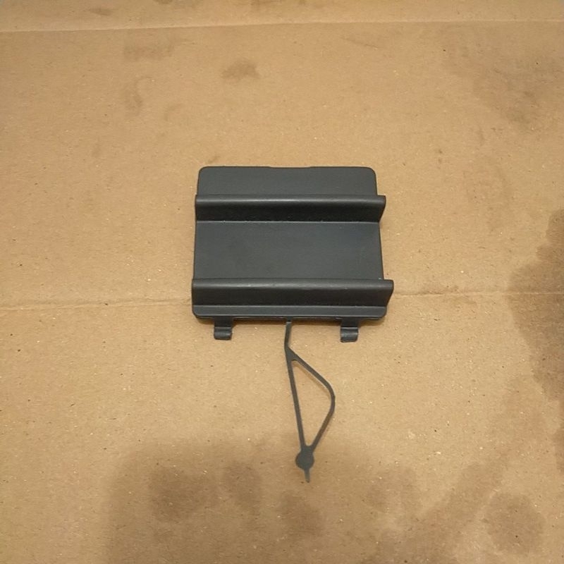 tutup towing derek bemper depan gran max 2007 keatas original