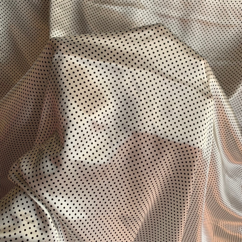 kain silk motif polkadot - kain silk premium polkadot - kain silk satin motif polkadot