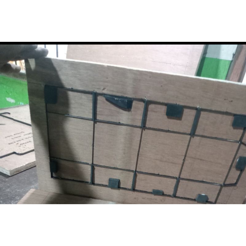 

pisaupond kardus custom ukuran 15x7x7cm