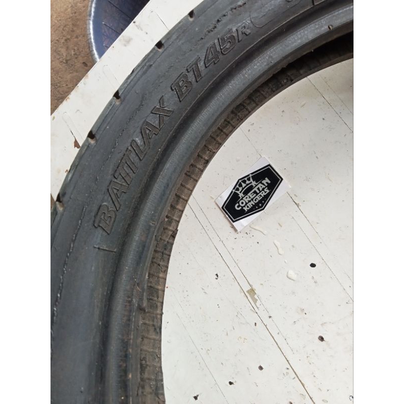 BAN BRIDGESTONE BATTLAX BT45 BEKAS R18 110/80