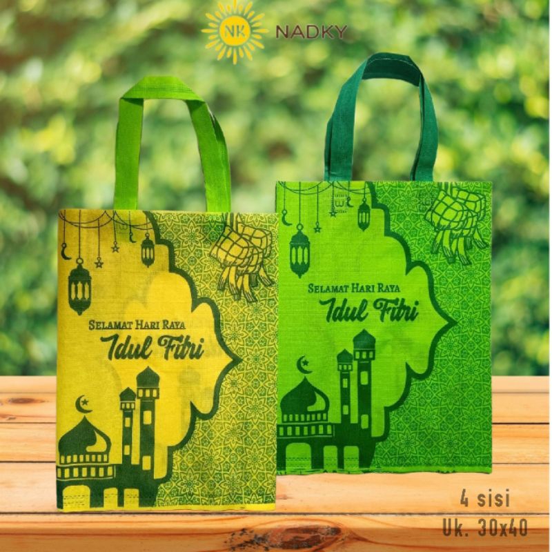 

Tas Spunbond Parcel Idul Fitri/Lebaran 2025 30x40 4 sisi