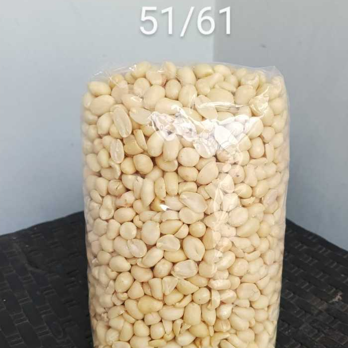 

Kacang Tanah Kupas Mentah - Ukuran 51/61 Sedang