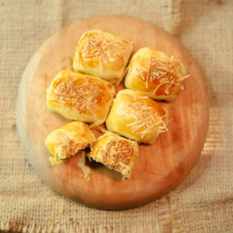 

Bolen pisang keju
