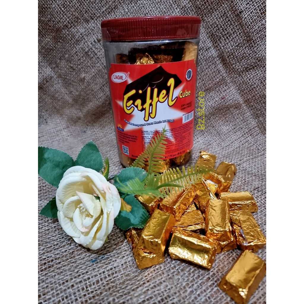 

Coklat LAGIE EIFFEL CUBE Kemasan Jar 500gr / Coklat Kiloan